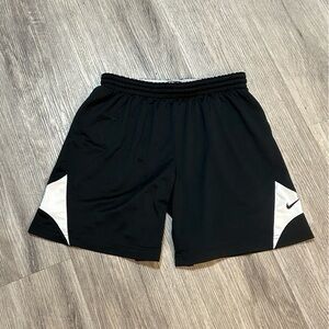 NIKE boys size XL (16) athletic activewear 7” sport shorts. Like new condition.